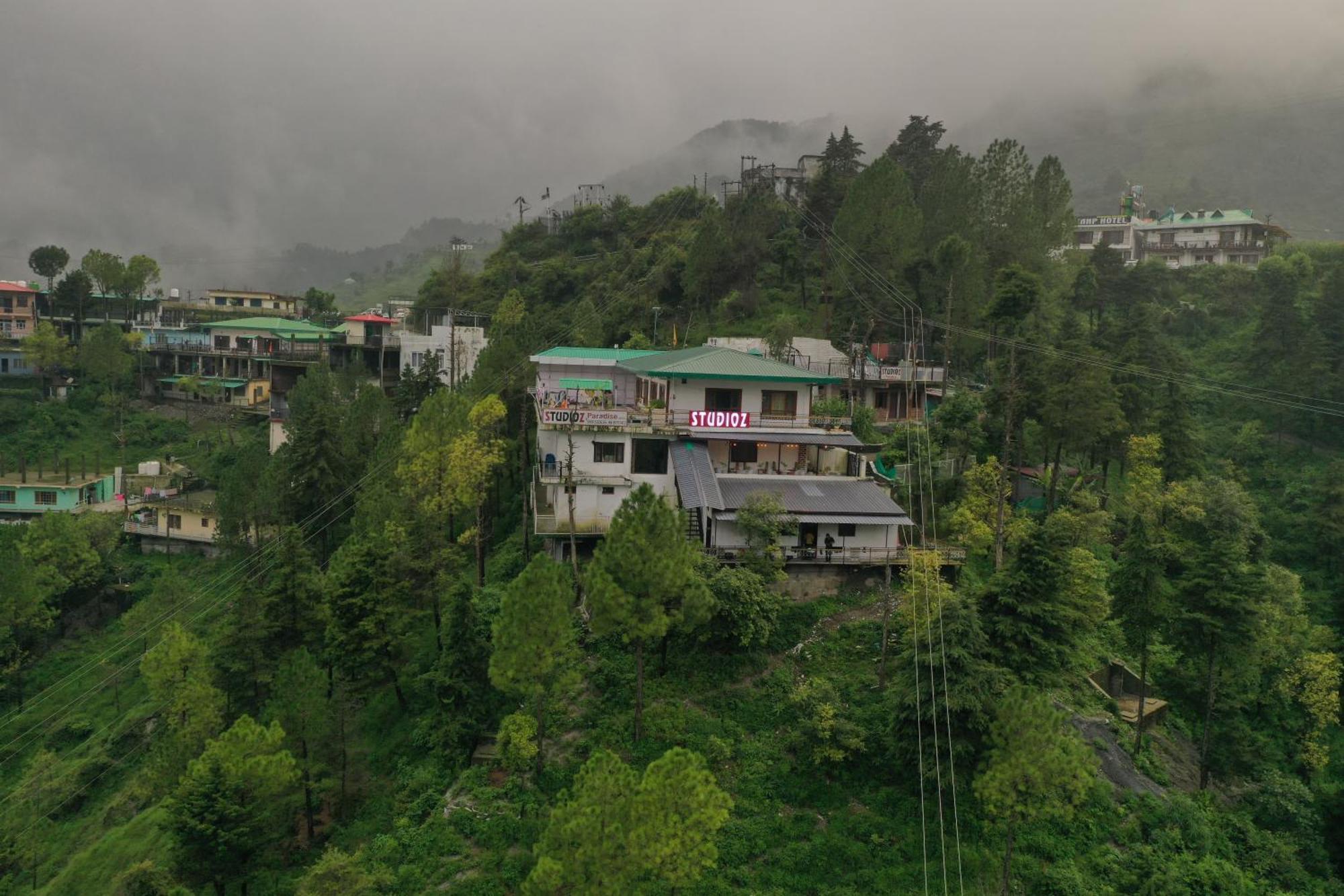 Studioz Paradise Hills Mussoorie Esterno foto