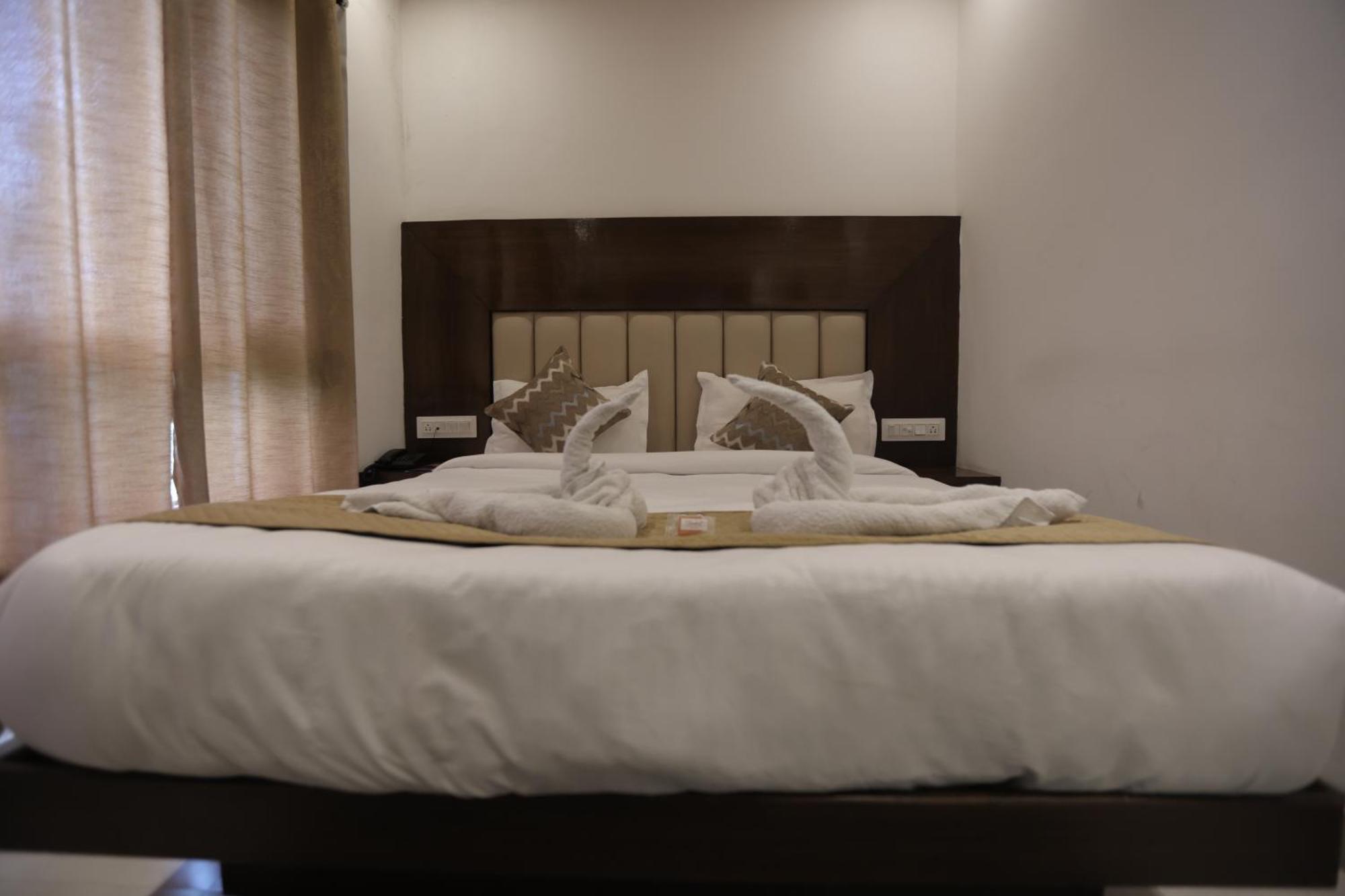 Studioz Paradise Hills Mussoorie Esterno foto