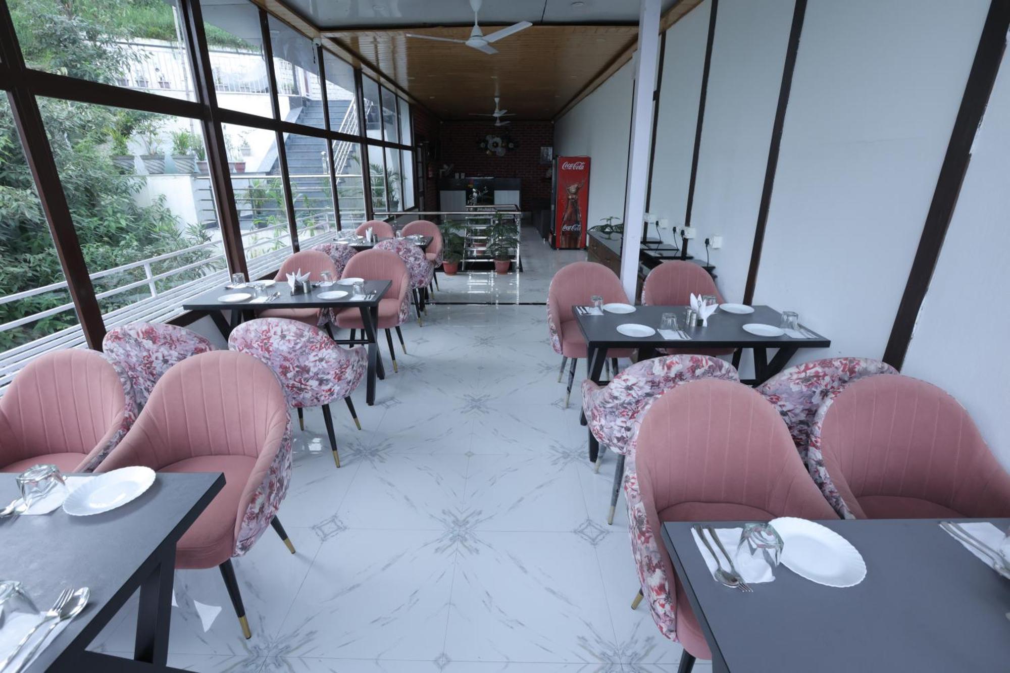 Studioz Paradise Hills Mussoorie Esterno foto