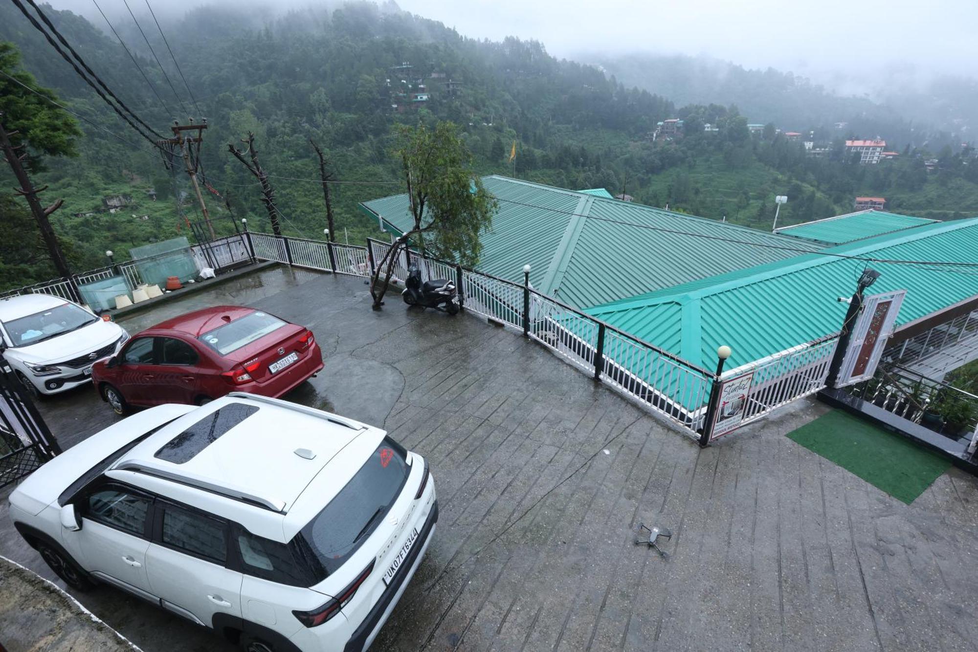 Studioz Paradise Hills Mussoorie Esterno foto