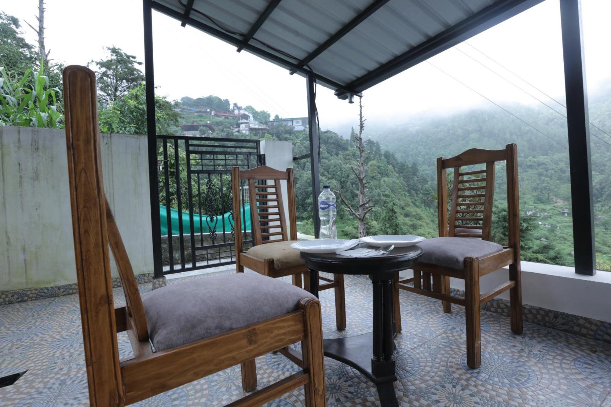 Studioz Paradise Hills Mussoorie Esterno foto