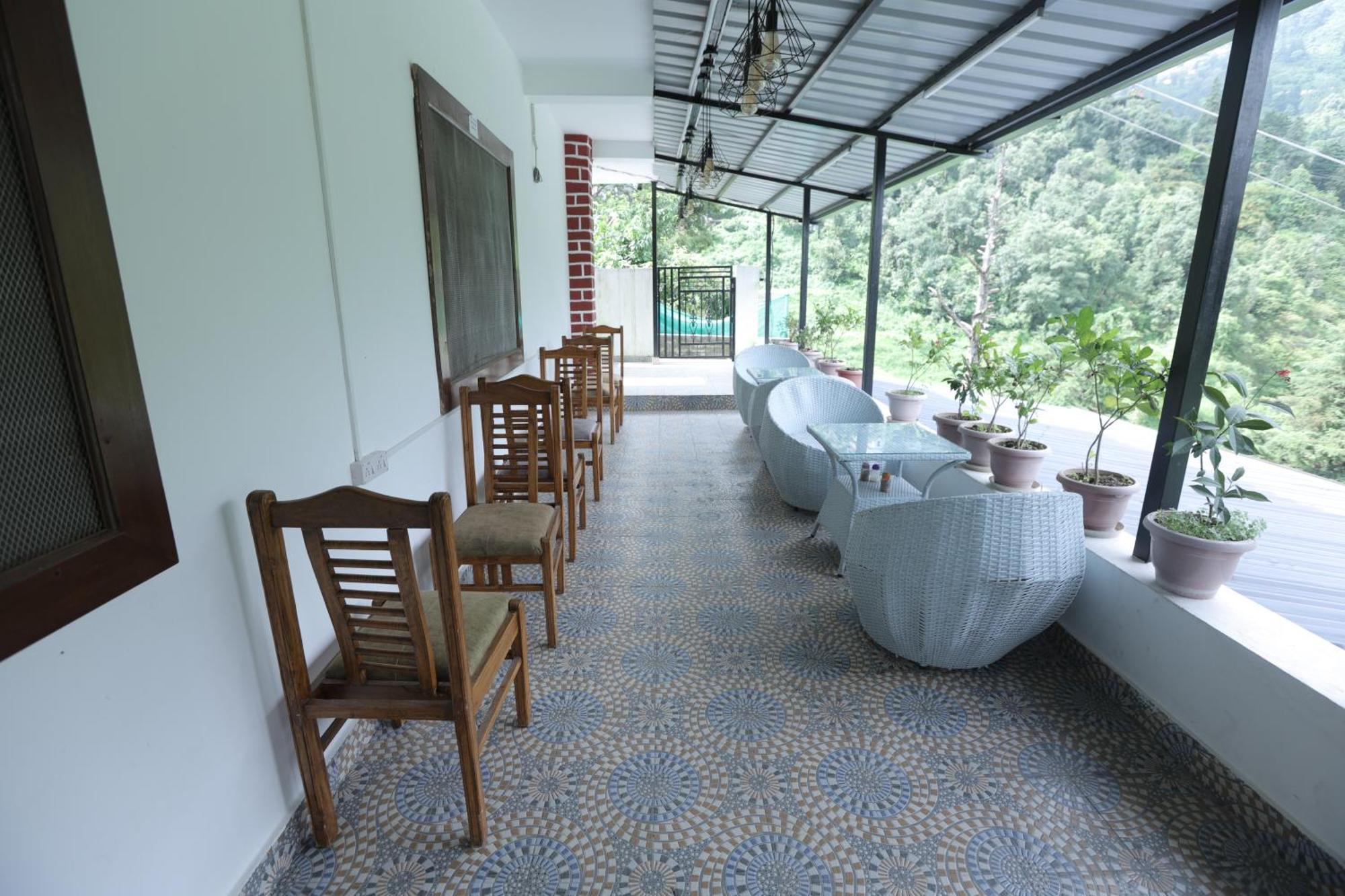 Studioz Paradise Hills Mussoorie Esterno foto